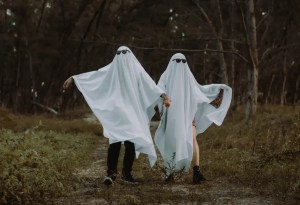Couple's Costume Ideas: Fun and Creative Suggestions