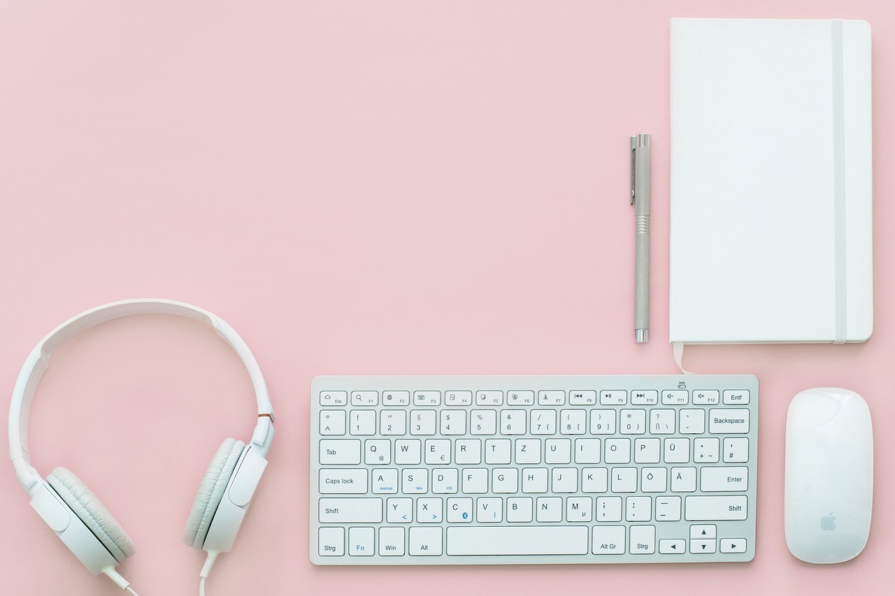 ADHD-Friendly Desk Setup Guide featured image: visual timer planner whiteboard desk organization supplies